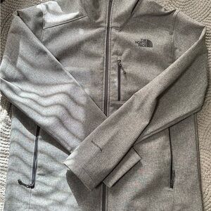 The North Face Men's Light Gray Performance Jacket
